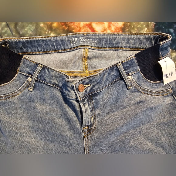 Maternity jeans - Picture 1 of 3